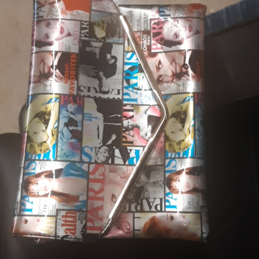 Paris Magazine clutch purse